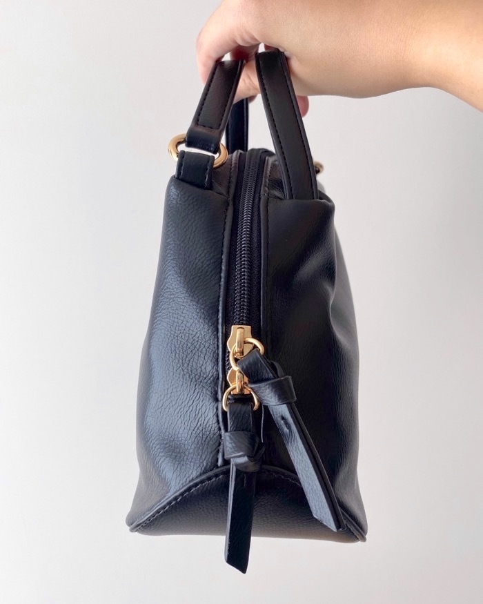 グローバルワークのオススメのバッグ「スぺ軽お財布ショルダー」