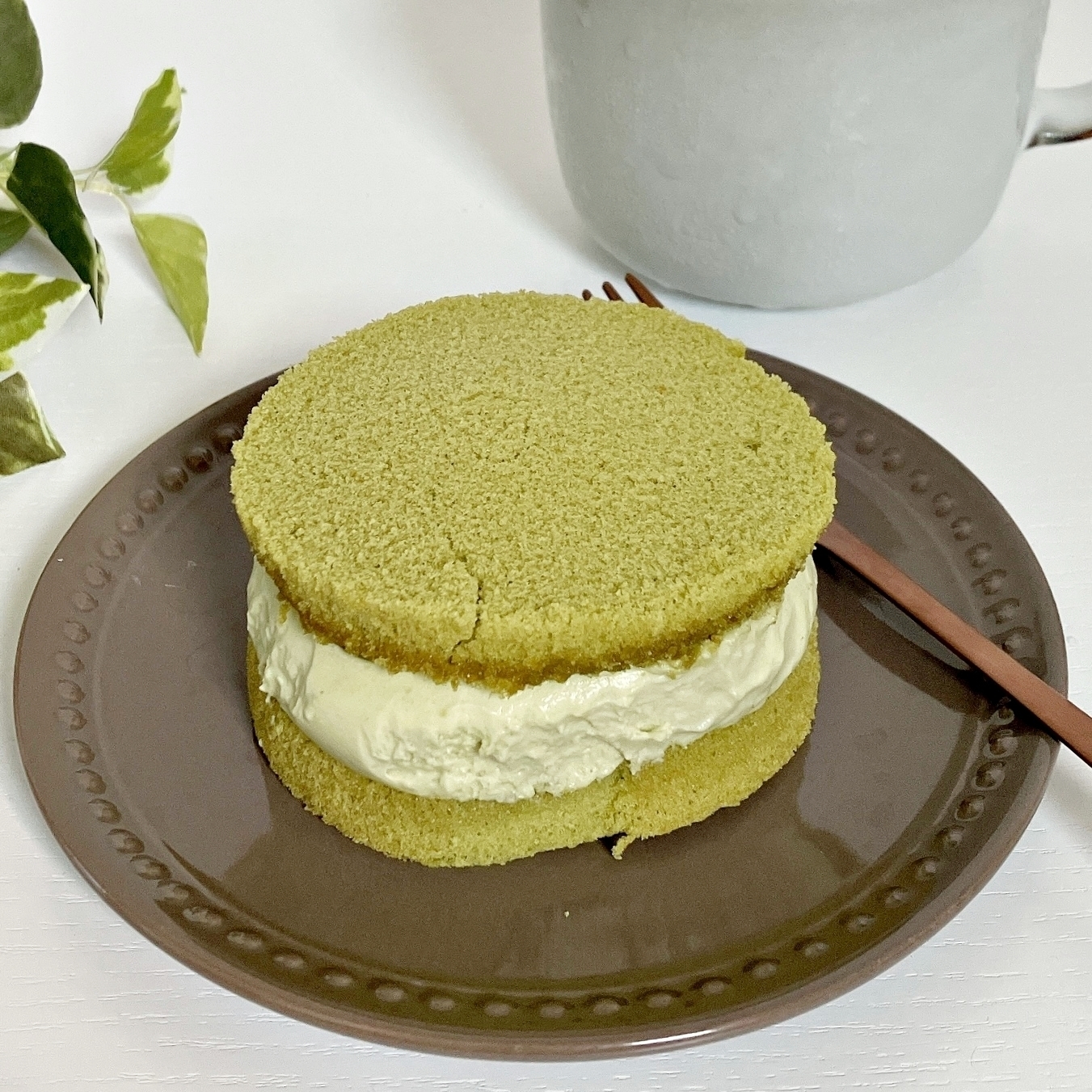 LAWSON(ローソン)のオススメのスイーツ「抹茶クリームサンドwithたんぱく質」