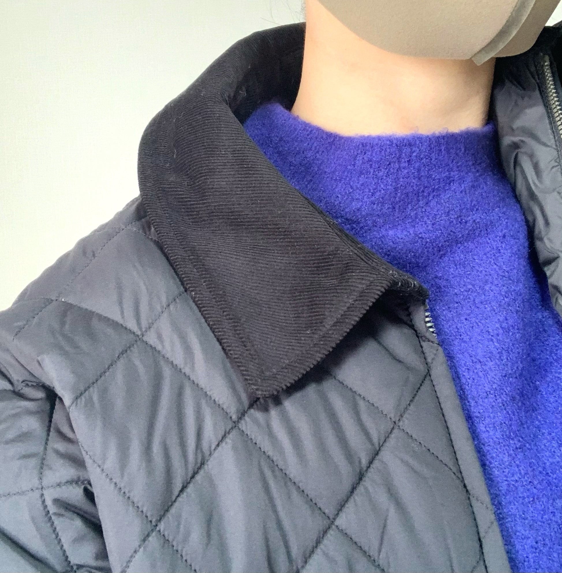 ユニクロのオススメのアウター「パフテックブルゾン」