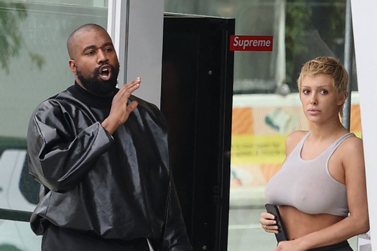 Bianca Censori bannie des réseaux sociaux par Kanye West: “Son