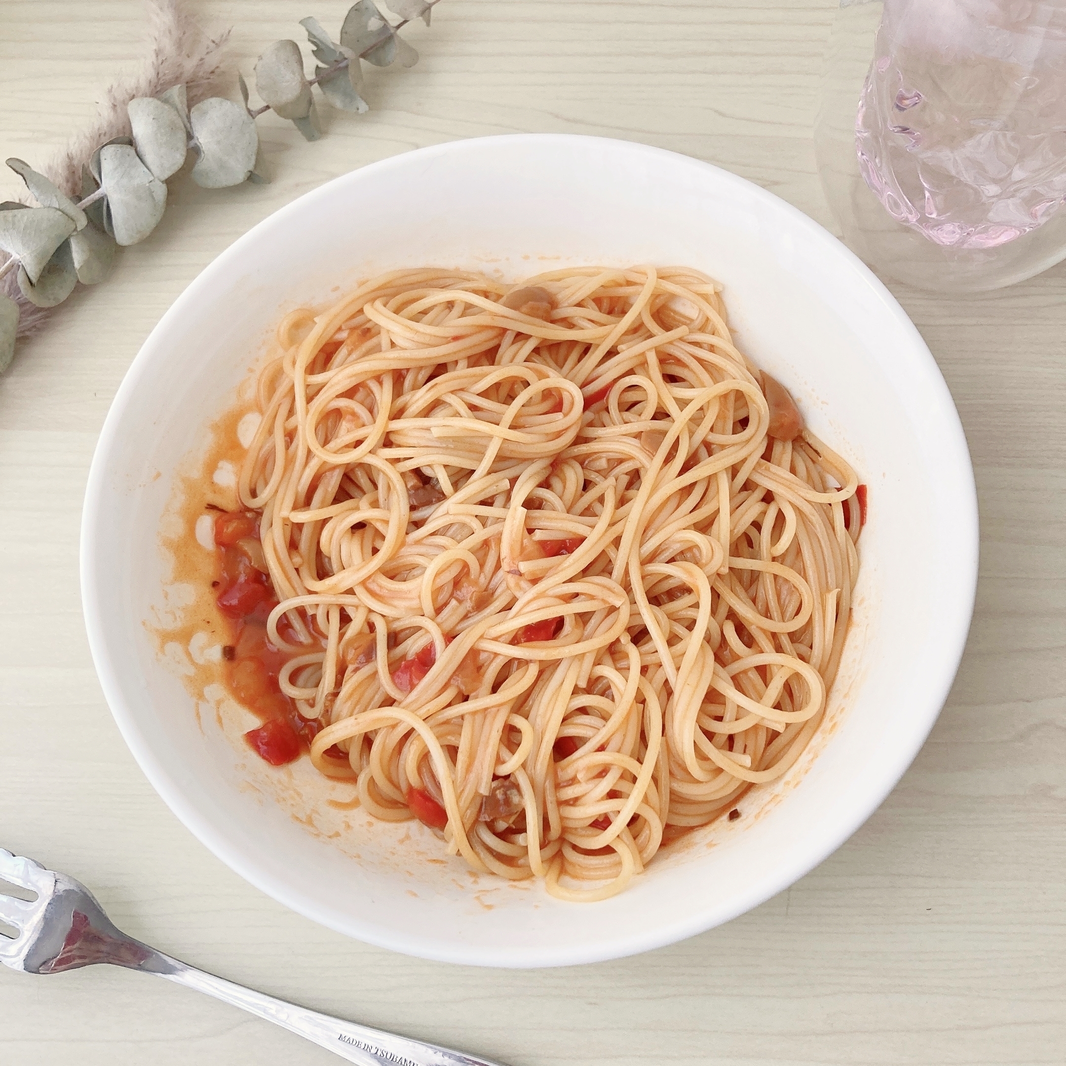 無印良品のオススメのレトルト食品「素材を生かしたパスタソース 炒め玉ねぎとベーコンのナポリタン」