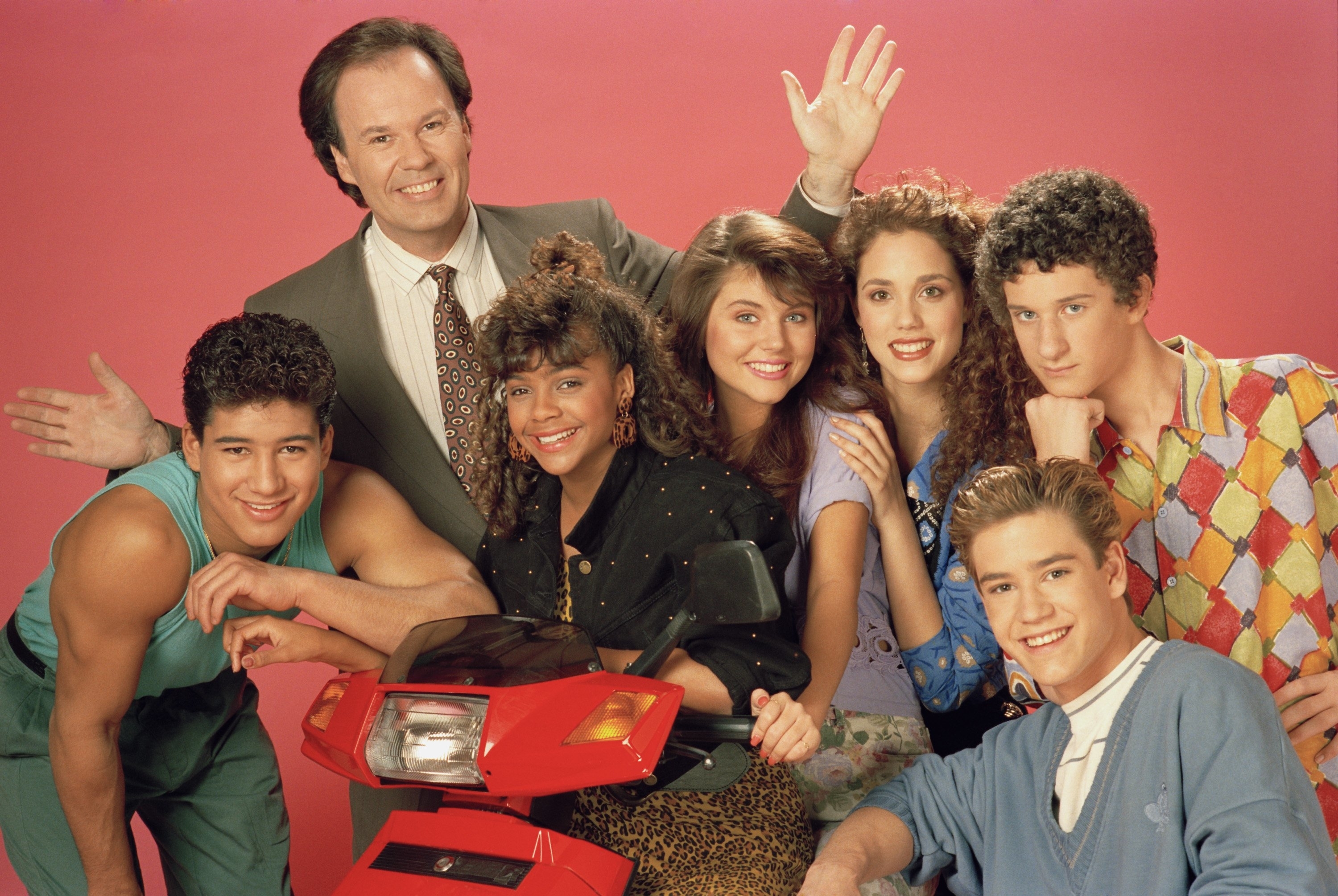 A promo photo featuring the main cast of Saved By The Bell