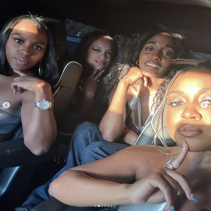 Ayo Edebiri and Quinta Brunson with others