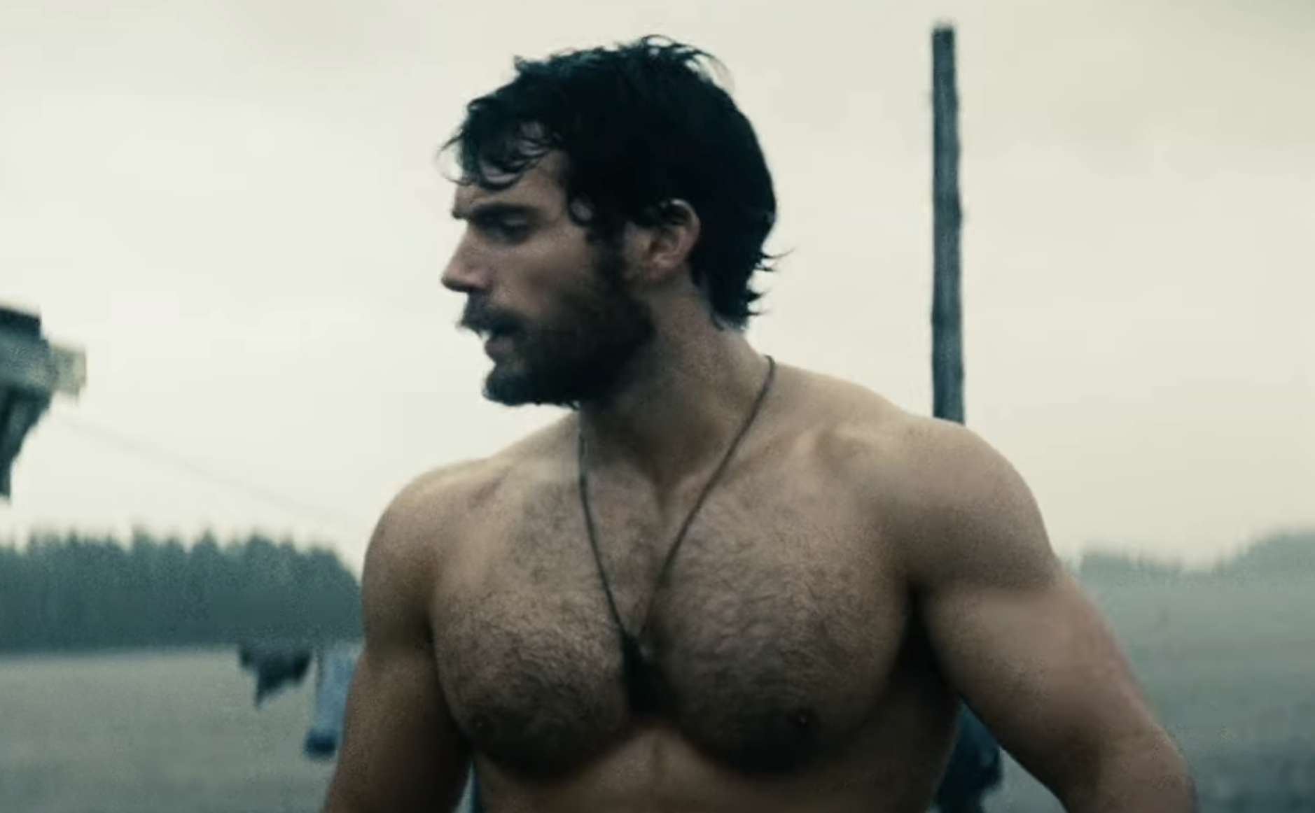 Henry Cavill shirtless in &quot;Man of Steel&quot;