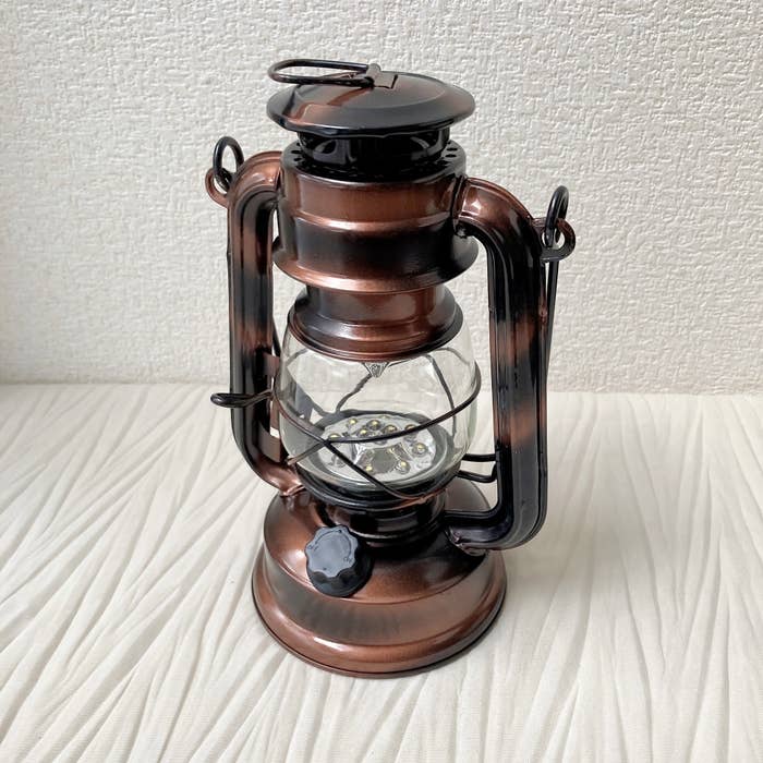 salut!(サリュ)のオススメのレトロ雑貨「アンティークLEDランタン」