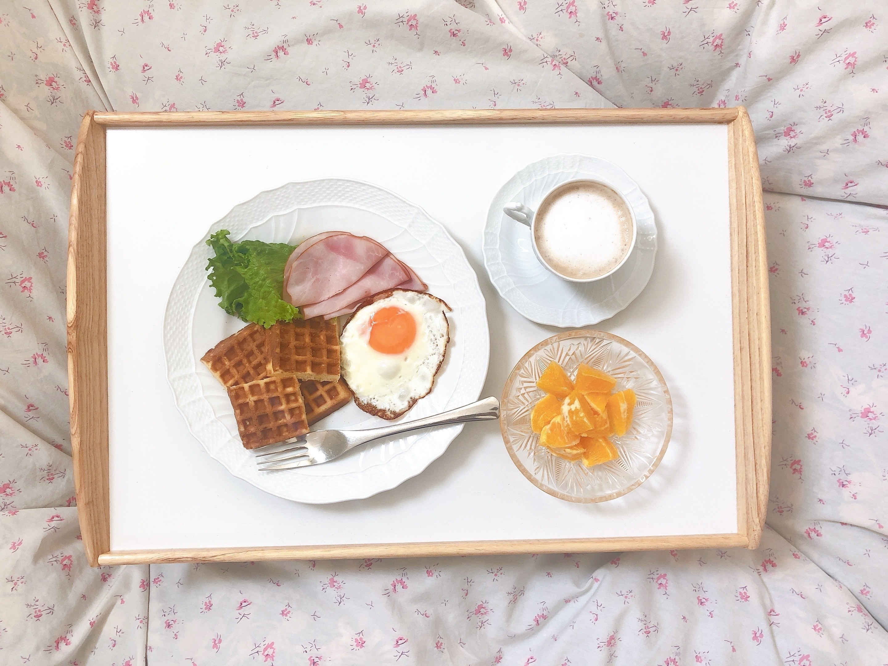 IKEA(イケア)のおすすめアイテム「DJURA ジューラ ベッドトレイ」