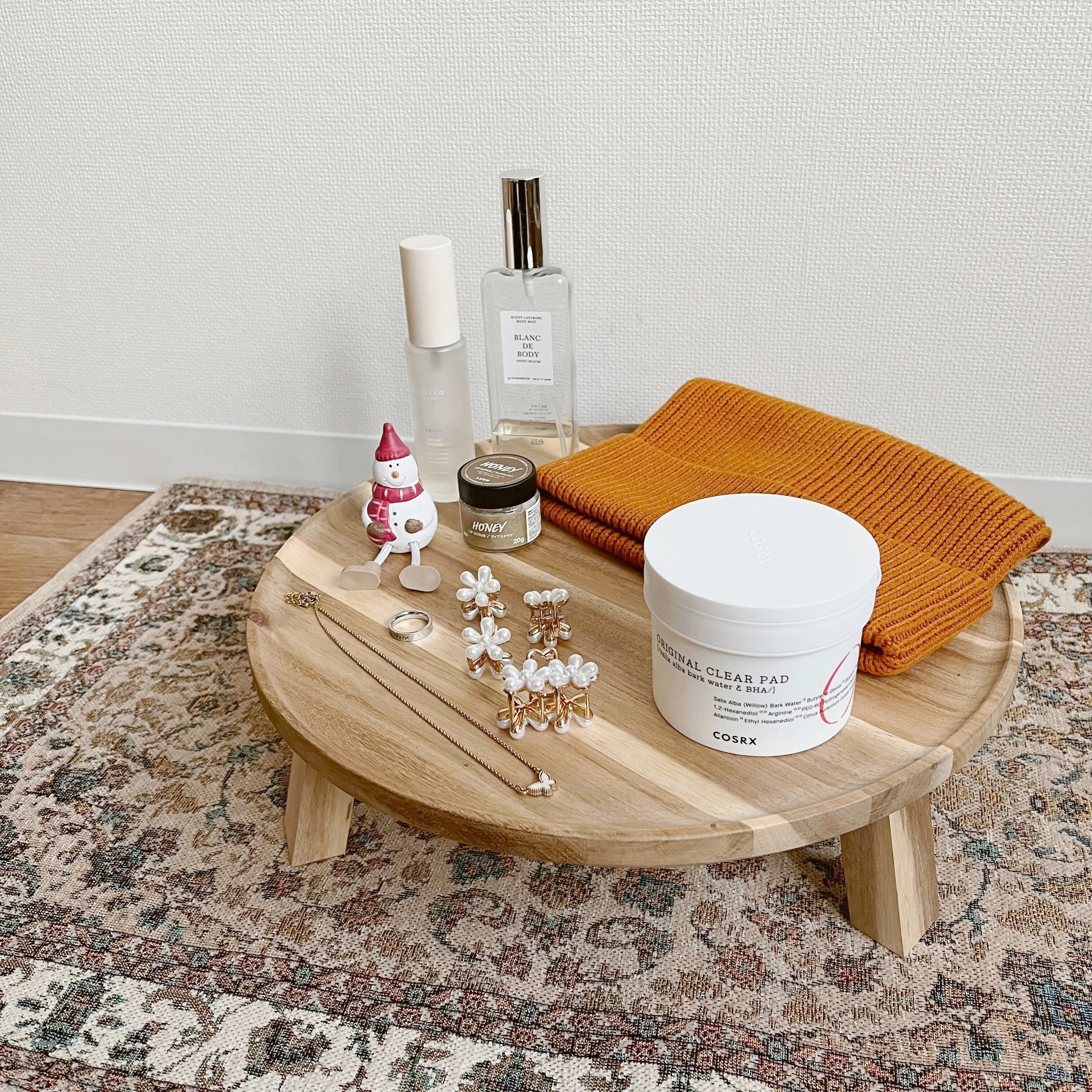 IKEA(イケア)のおすすめアイテム「SKOGSTA スコグスタ サービングスタンド」