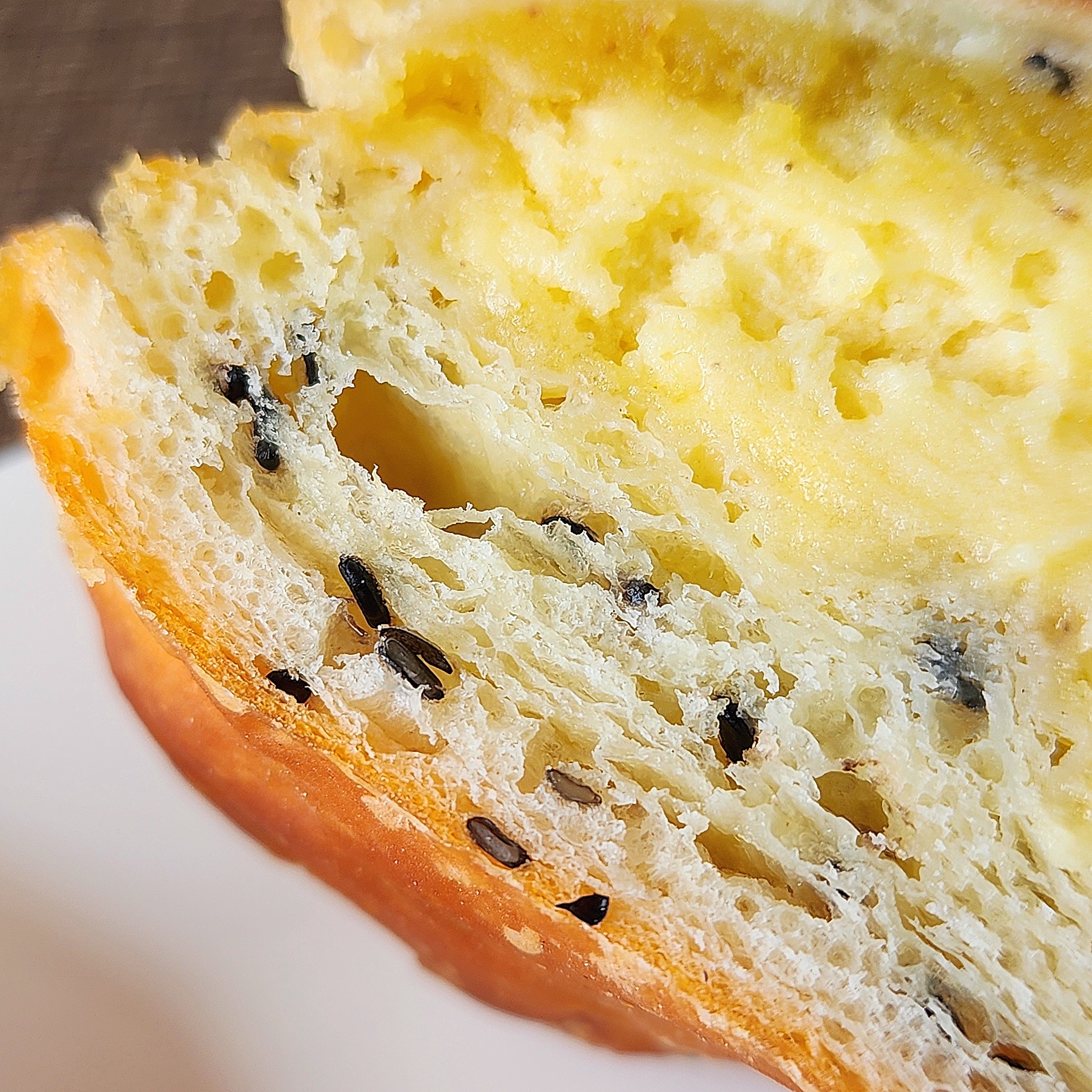 FamilyMart(ファミリーマート)のおすすめスイーツ「おいものクイニーアマン」