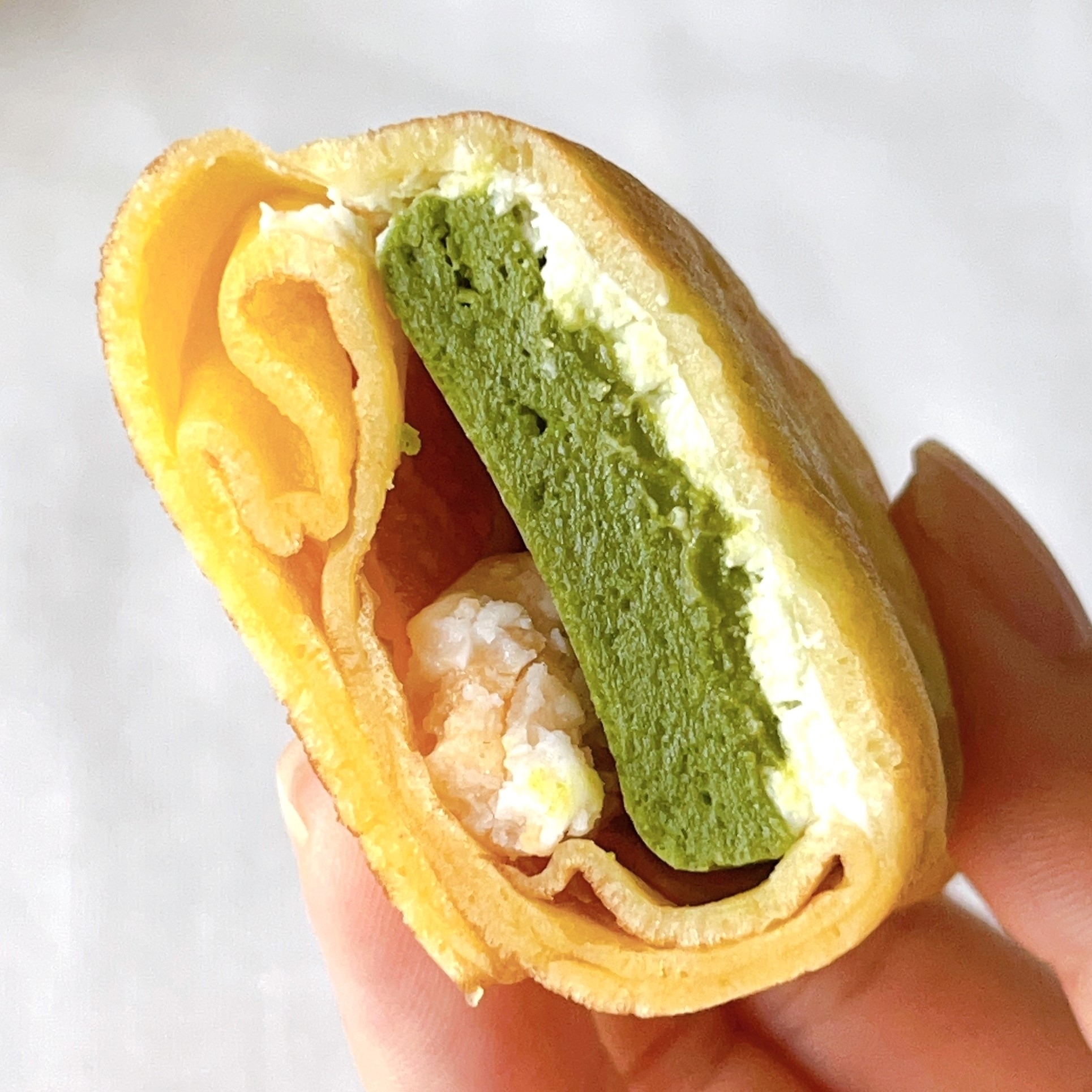 ファミリーマートのオススメの商品「ファミマ・ザ・クレープ 抹茶」