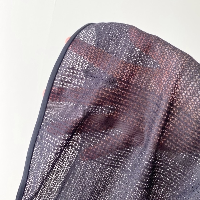 ユニクロ（ユニクロ）×Mameコラボのおすすめアイテム「メッシュハイネックT（長袖）」