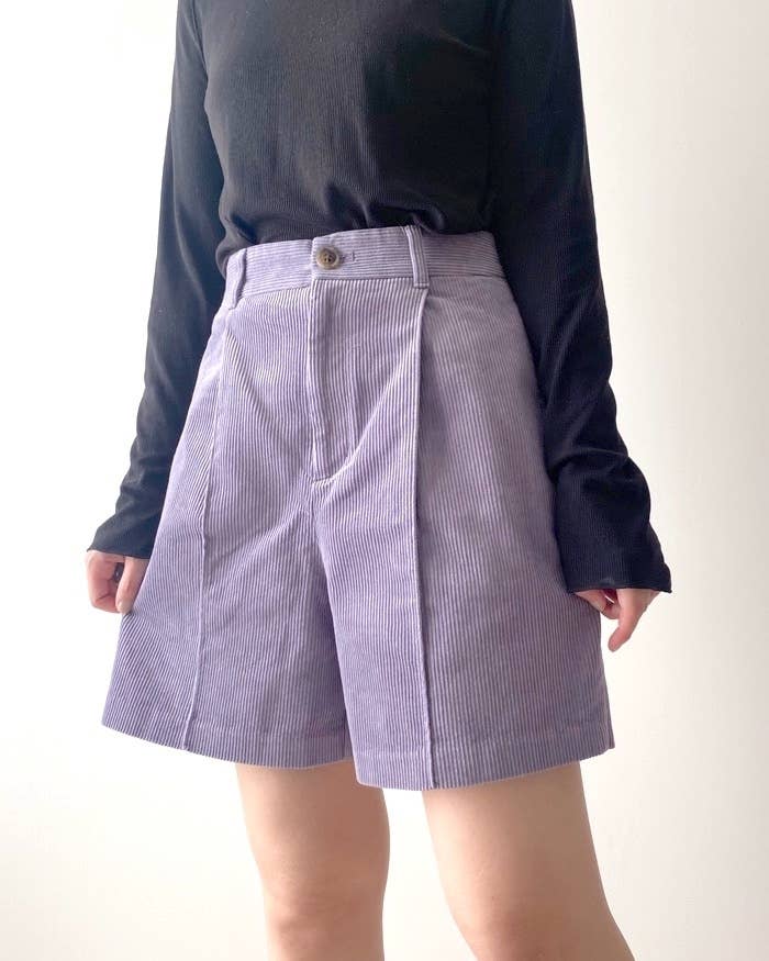 GUのオススメの商品「コーデュロイショートパンツ+E」