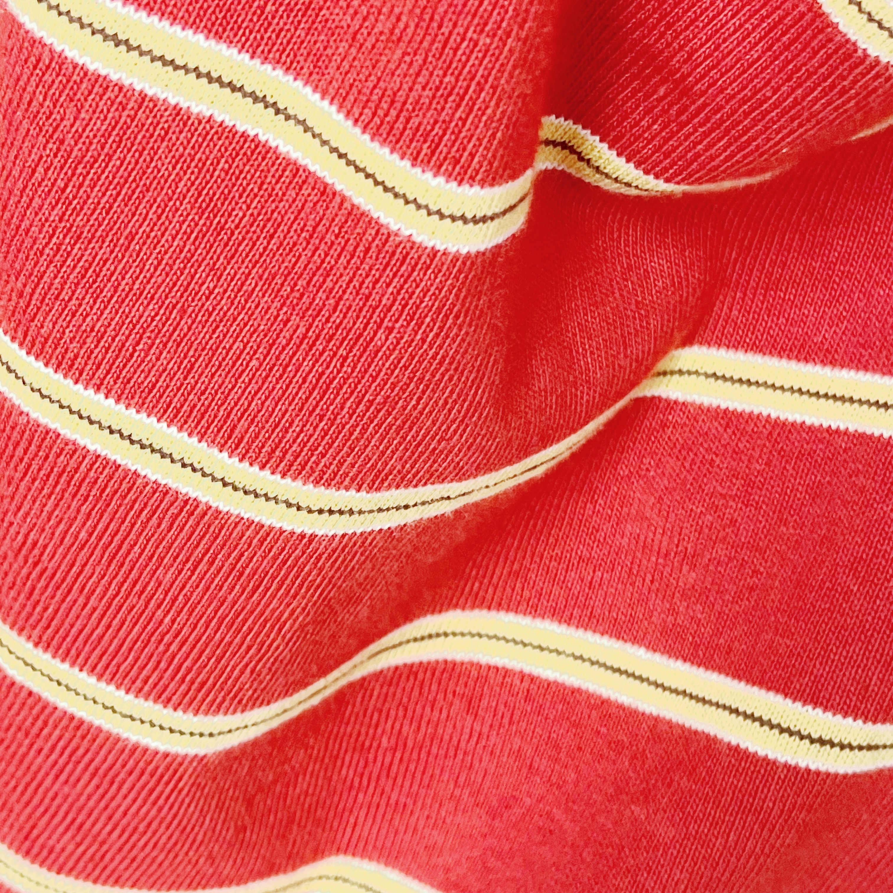 niko and…(ニコアンド)のおすすめのトップス「COLORマイスターBIGロンTEE」