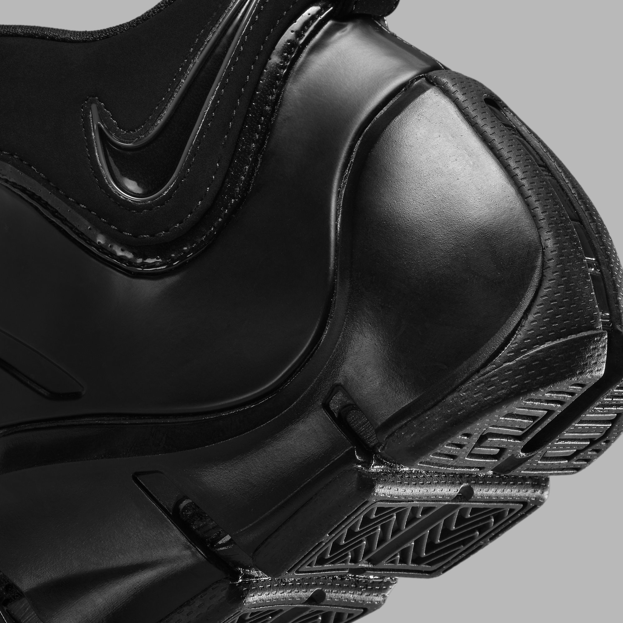 Nike LeBron 4 IV Anthracite Release Date DJ1597-001 Heel Detail