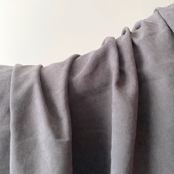 グローバルワークのオススメの商品「ピーチサテンハオリシャツ」