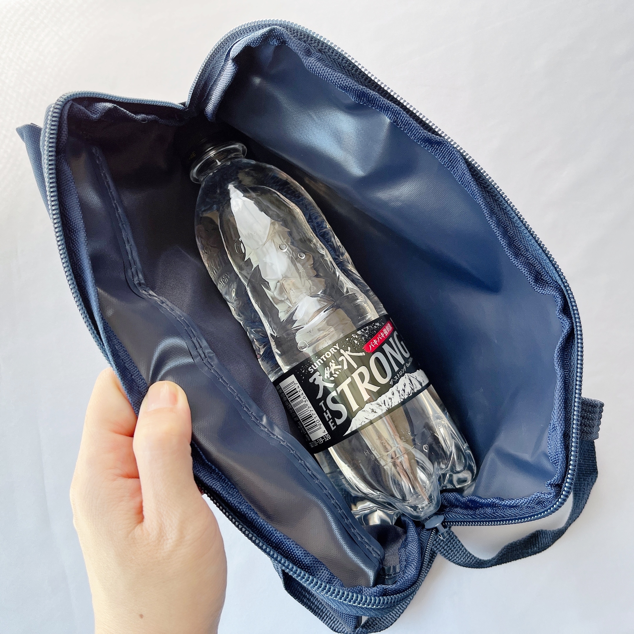 MonoMax11月号増刊号の付録「紀ノ国屋お財布ショルダーバッグ」