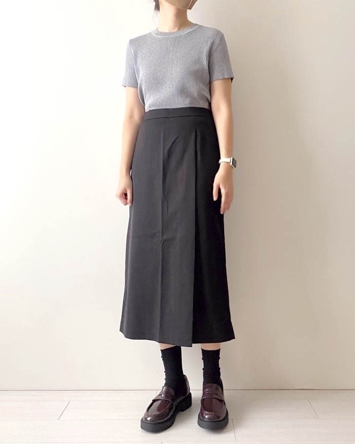 無印良品のおすすめアイテム「再生ポリエステルタックスカート」