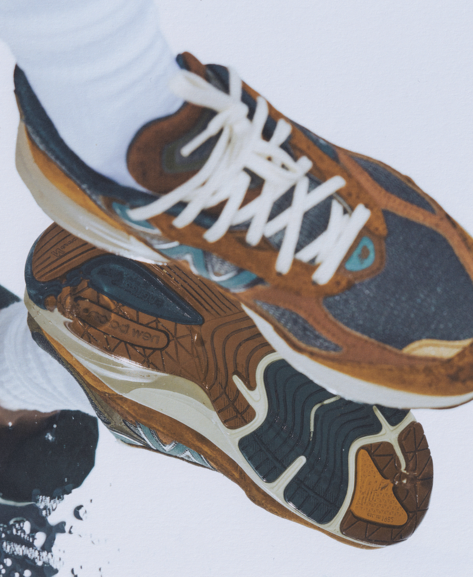 Carhartt WIP x New Balance 990v6 Collab Release Date | Complex