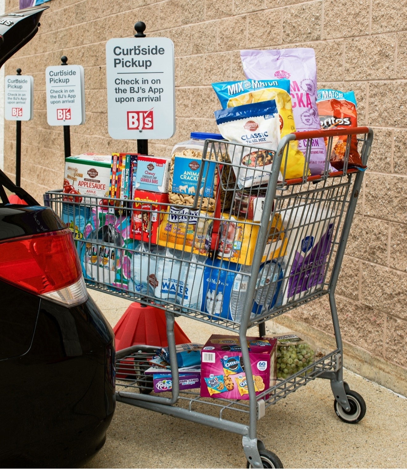 Grocery cart filled with BJ's products