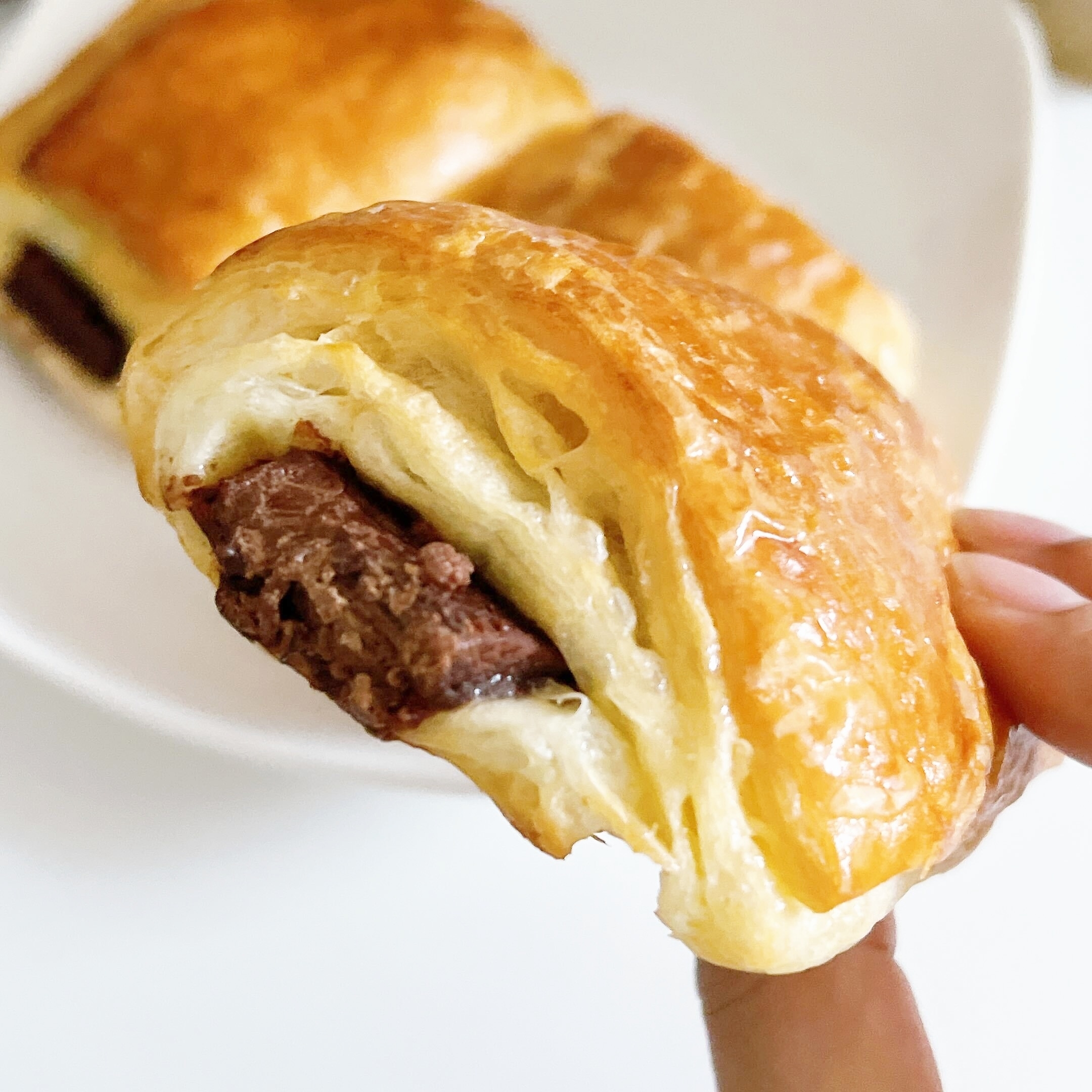 FamilyMart(ファミリーマート)のオススメのパン「パン・オ・ショコラ3個入」