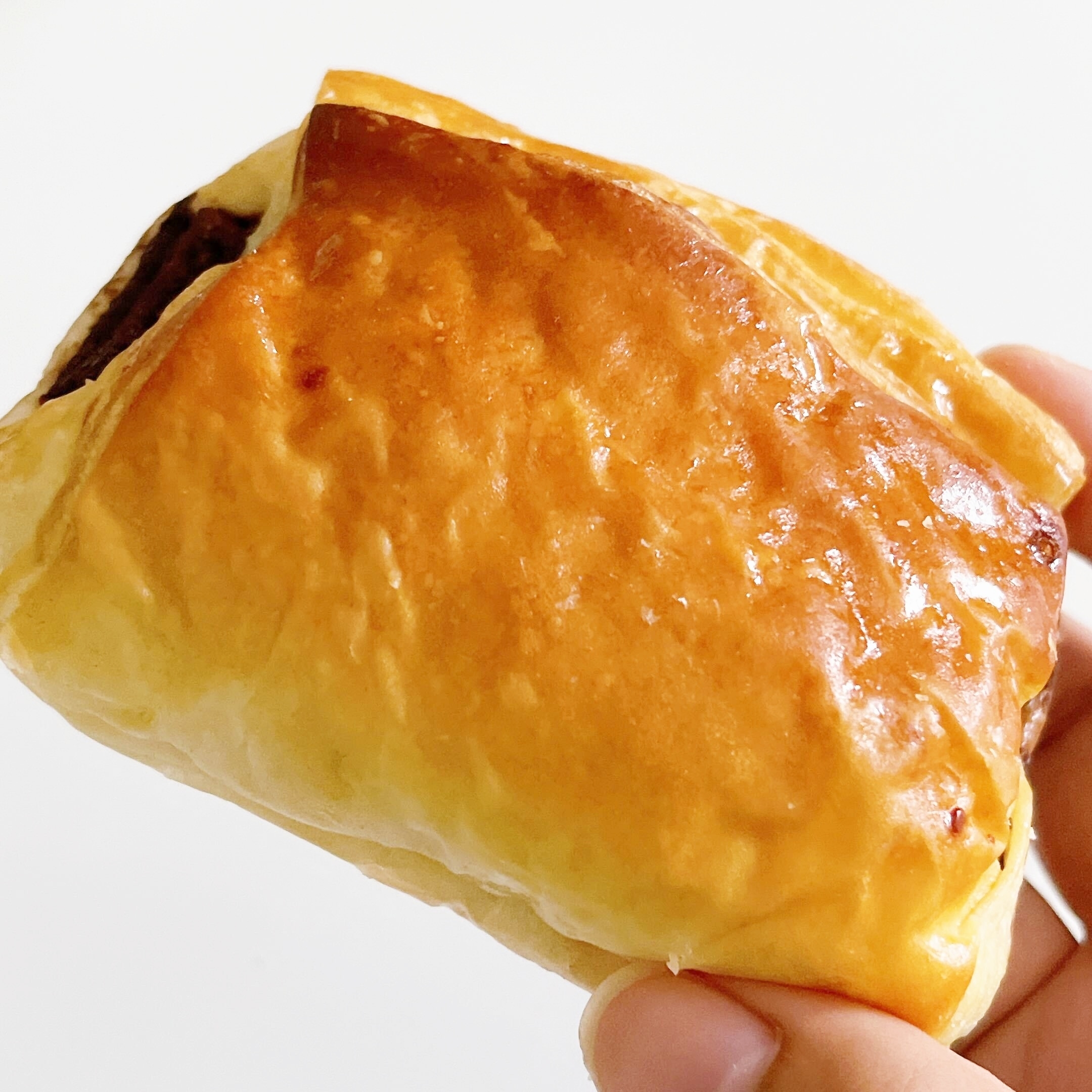 FamilyMart(ファミリーマート)のオススメのパン「パン・オ・ショコラ3個入」