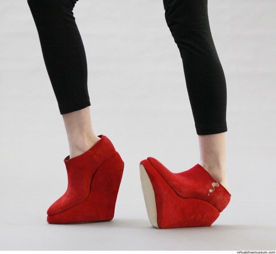 Red wedge heels