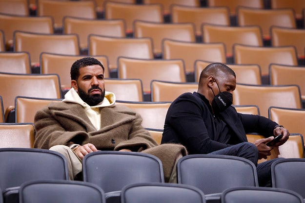 All Of Drake's Clapbacks At 'For All The Dogs' Critics - Vimarsana News