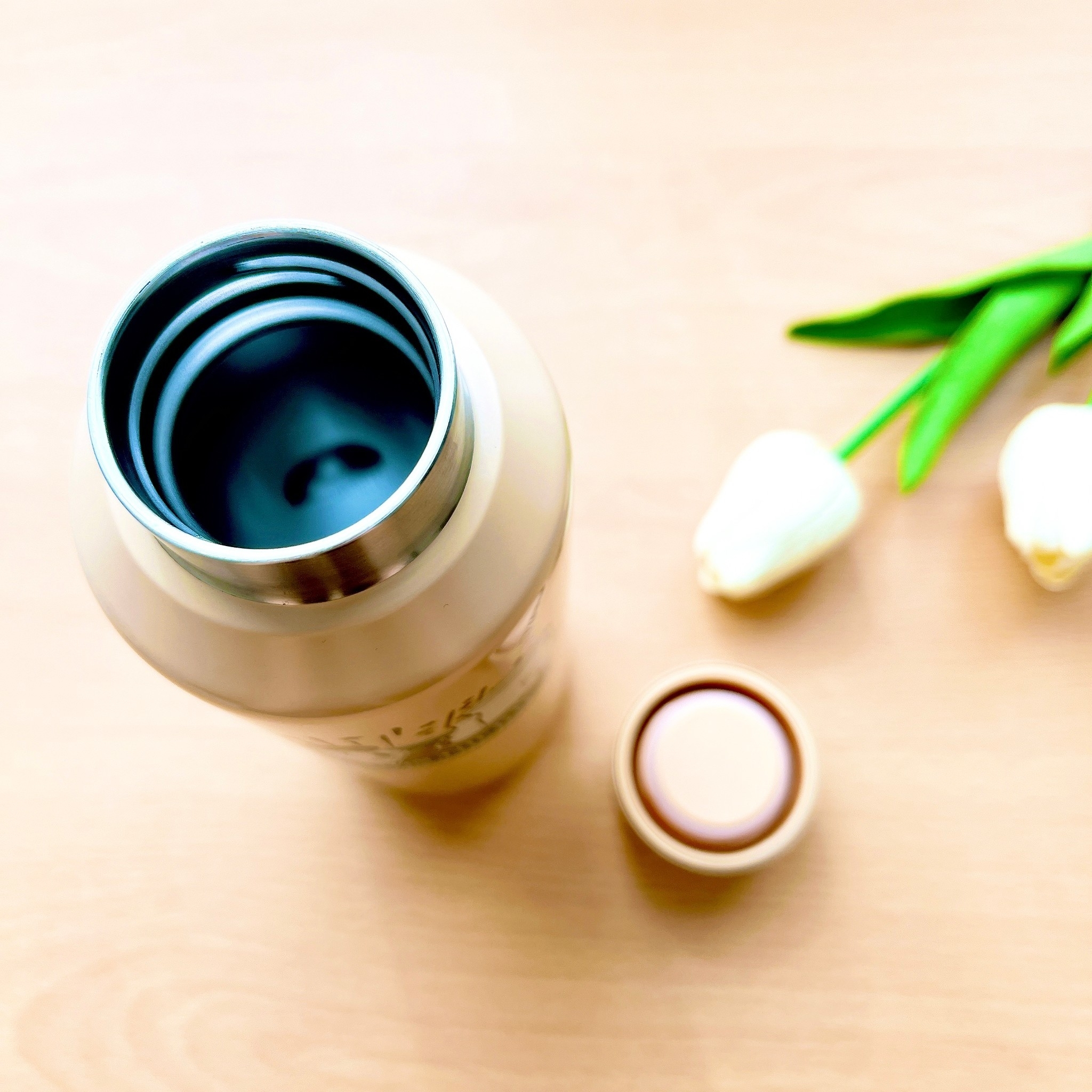 Starbucks Coffee(スターバックスコーヒー)のオススメのボトル「DISNEY Donald スクリューリッドステンレスボトル ベージュ 473ml」