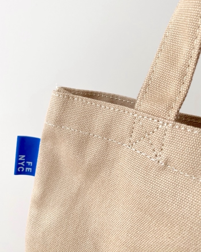 ニコアンドのオススメのバッグ「【Fishs Eddy(フィッシュエディ)】カラーロゴトートバッグS」