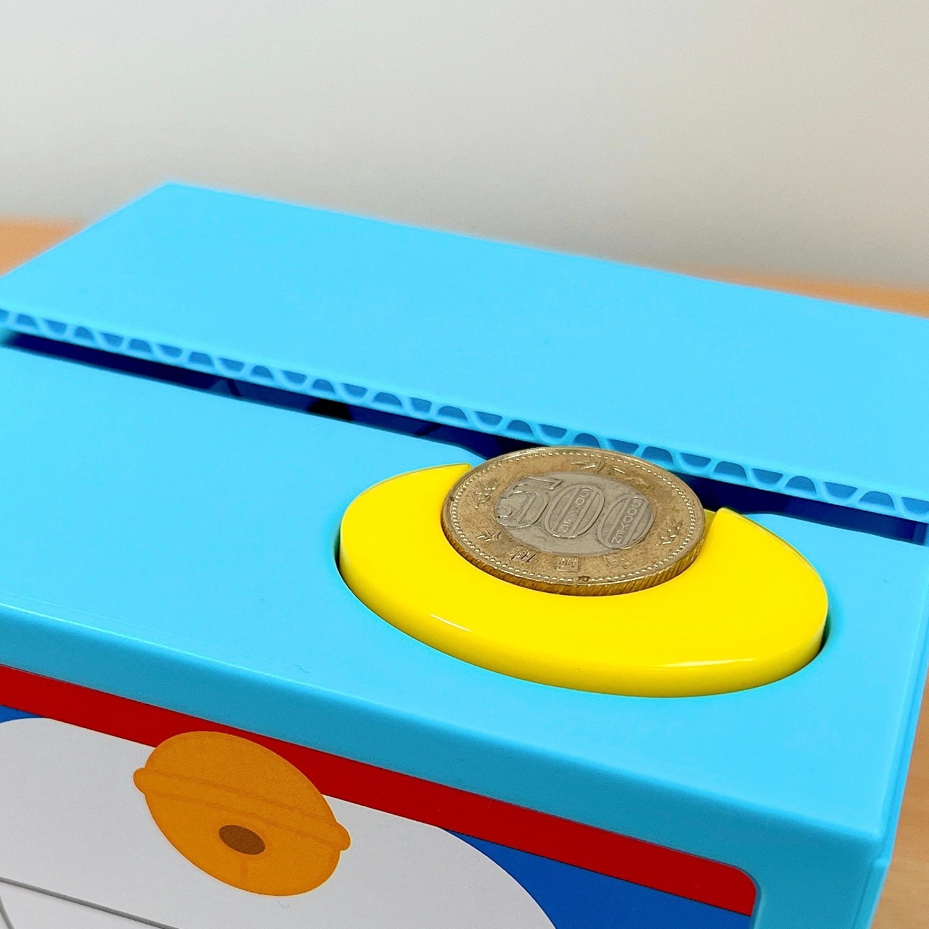 LOFT（ロフト）のオススメのグッズ「ドラえもんバンク」