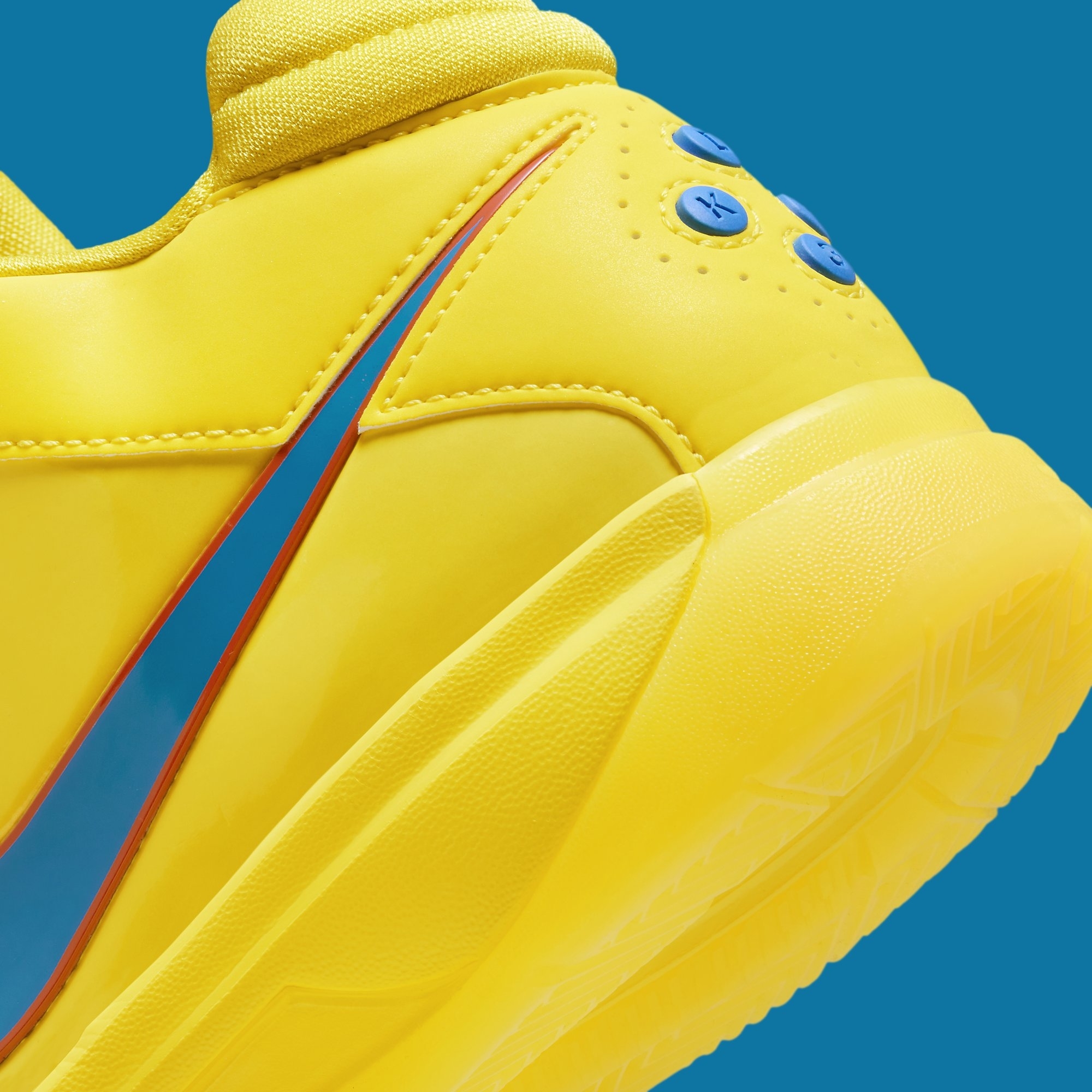 Nike KD 3 Christmas Release Date FD5606-700 Heel Detail