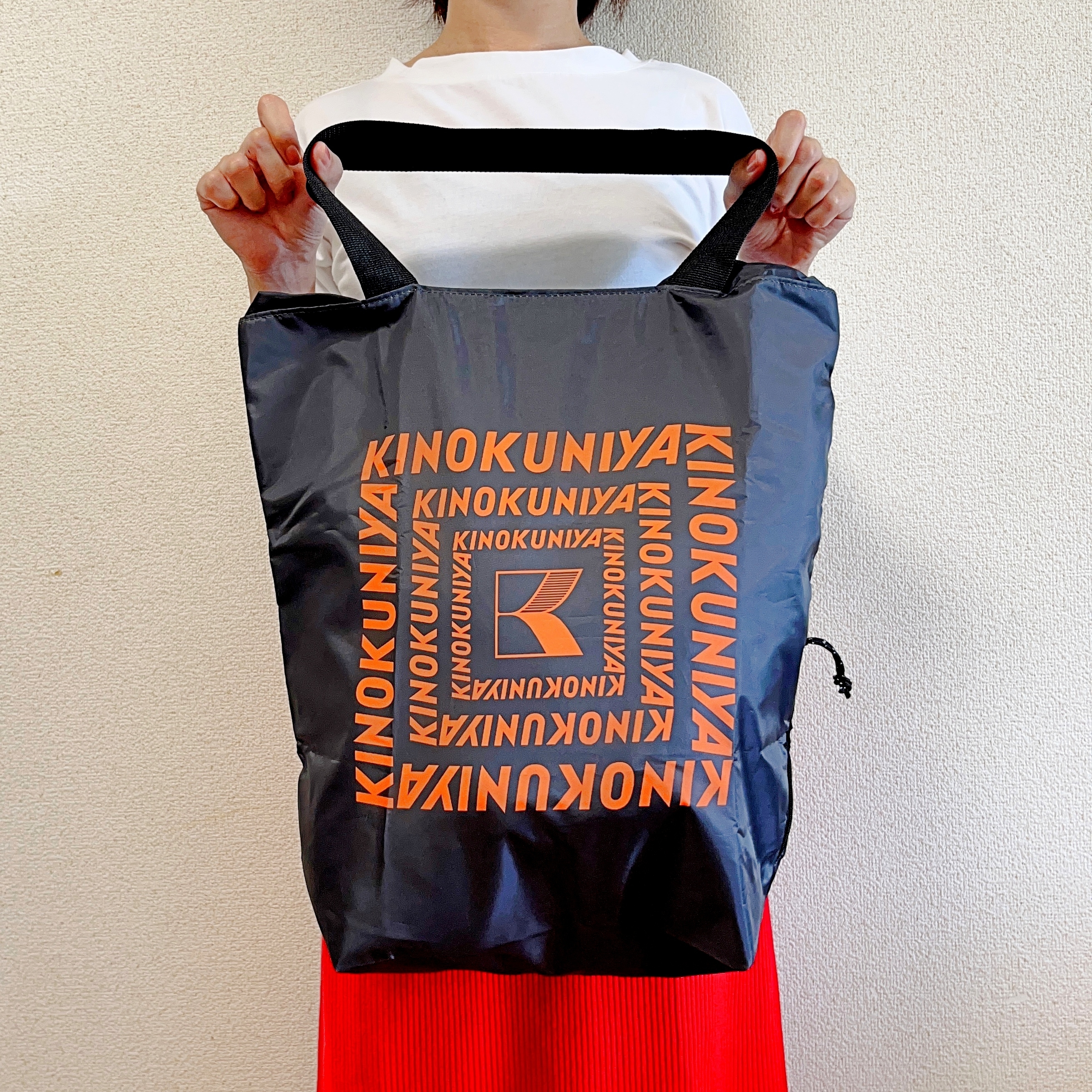 MonoMax11月の特別付録、紀ノ国屋コラボ「保温冷機能付きトートバッグ」の写真