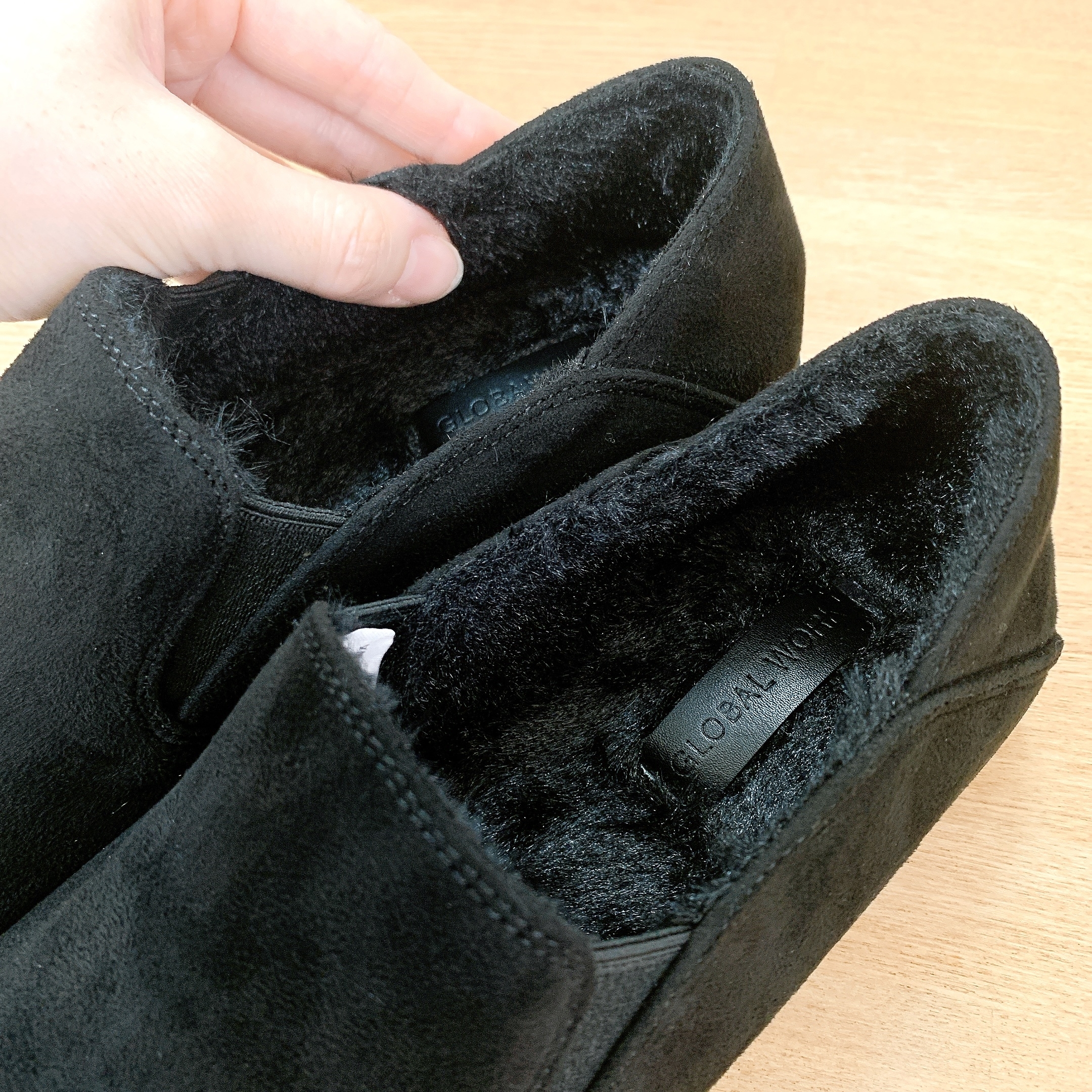 GLOBAL WORK(グローバルワーク)のおすすめのシューズ「フワモコ撥水軽量スリッポン/975780」