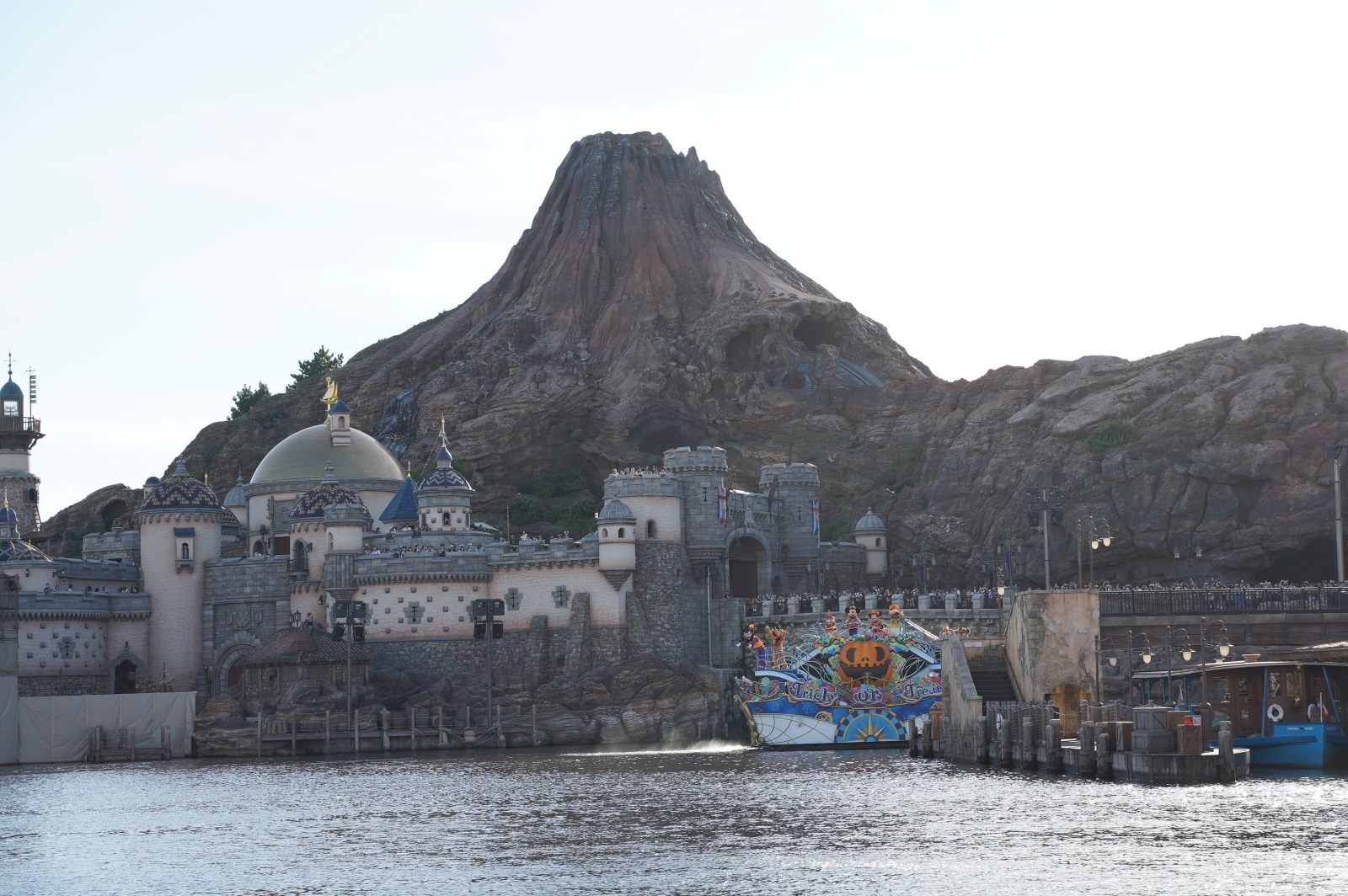 ディズニーシーの限定ショー「ディズニー・ハロウィーン・グリーティング」