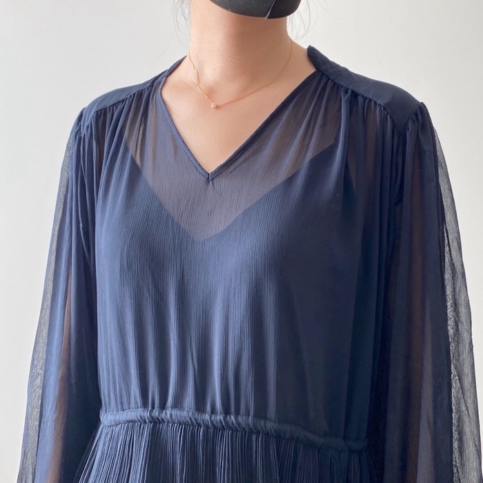 ユニクロのオススメのワンピース「シフォンプリーツワンピース」