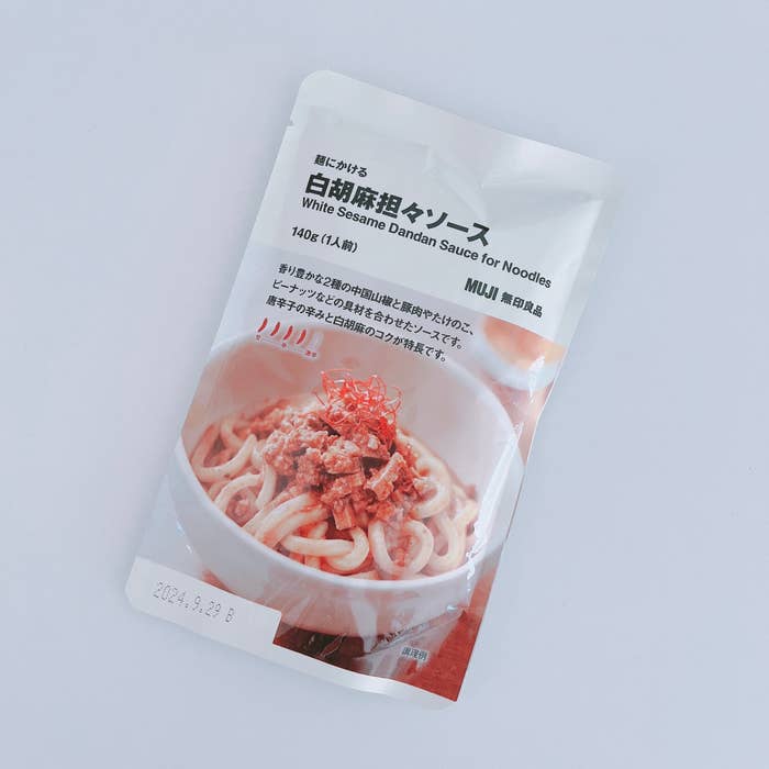 無印良品のおすすめ「麺にかける 白胡麻坦々ソース」