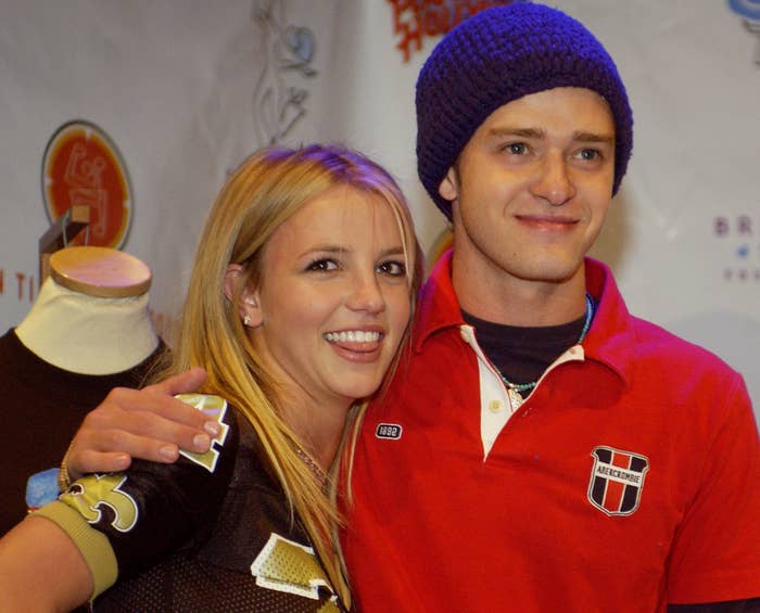 closeup of teenage britney and justin at an event
