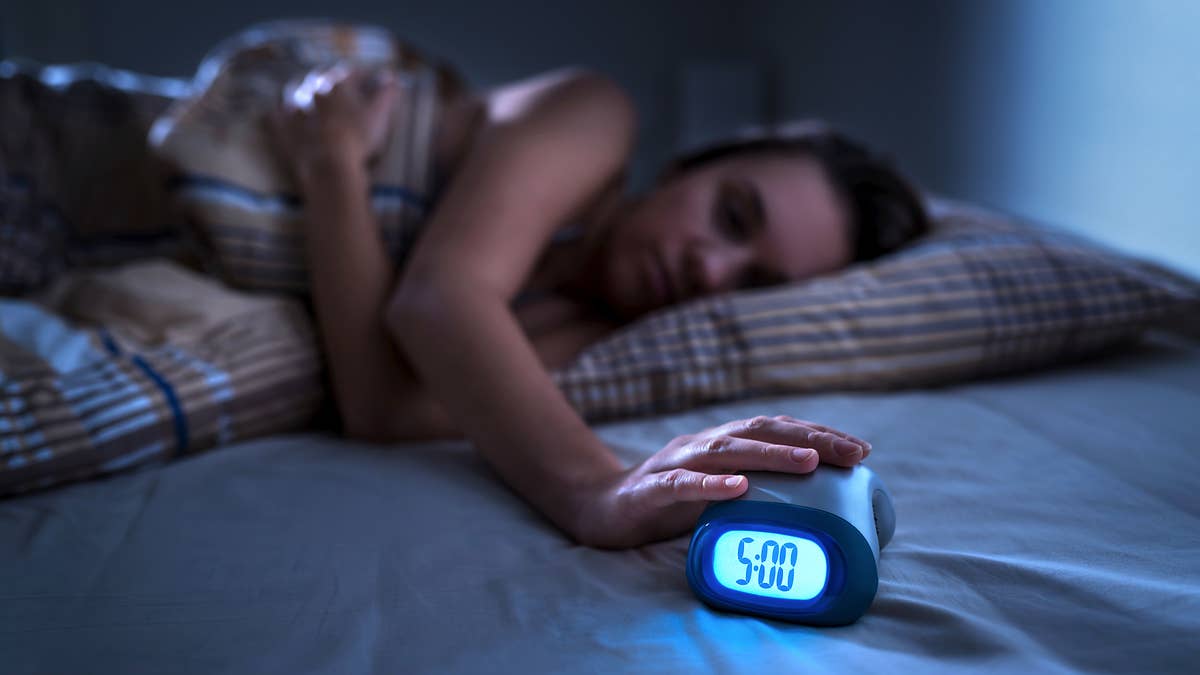 A recent study claims that repeatedly hitting the snooze button might not be as detrimental for your health as previously thought.