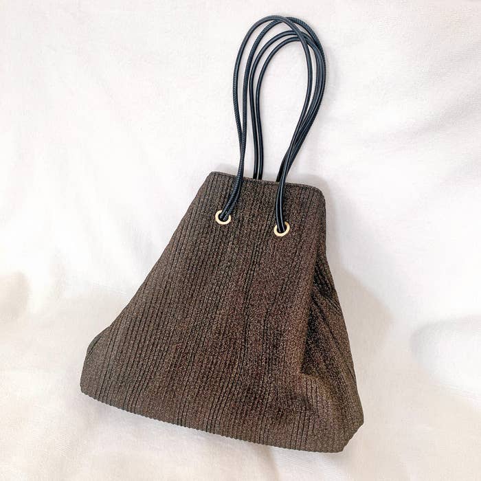 GLOBAL WORK（グローバルワーク）のおすすめのバッグ「キラキラ3WAY巾着/一部店舗限定」