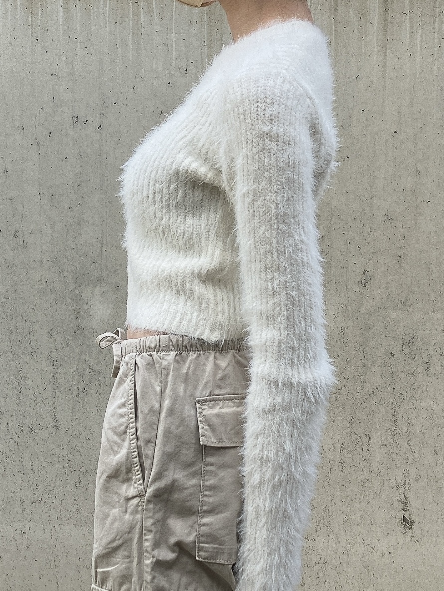 ZARA(ザラ)のおすすめセーター「エコファー素材セーター」
