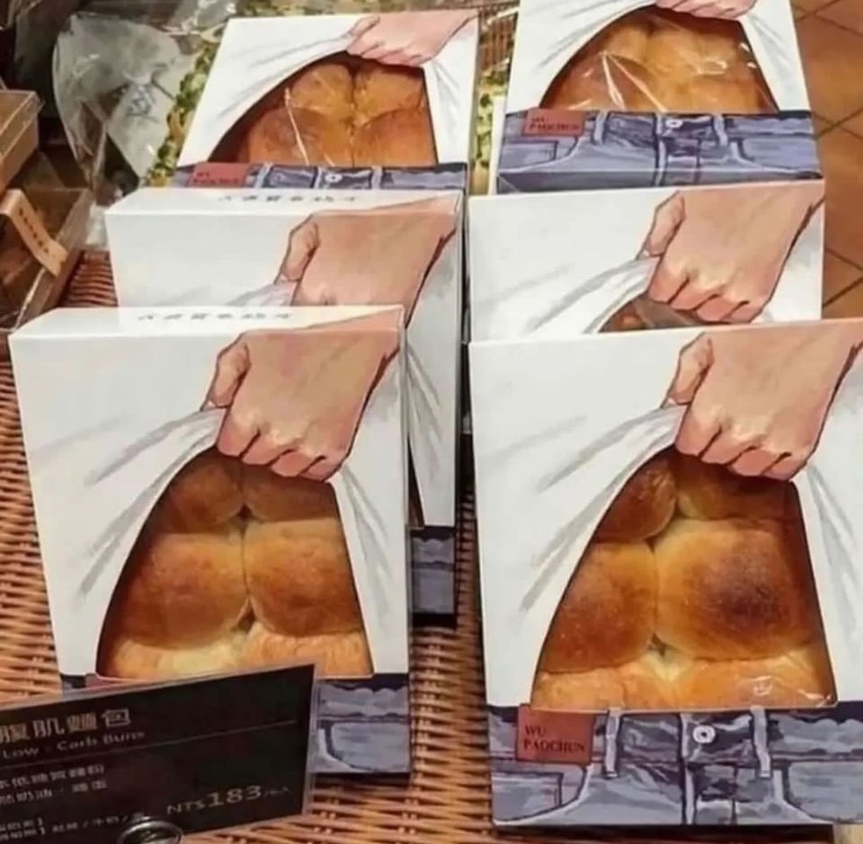 Rolls that look like a person&#x27;s abs