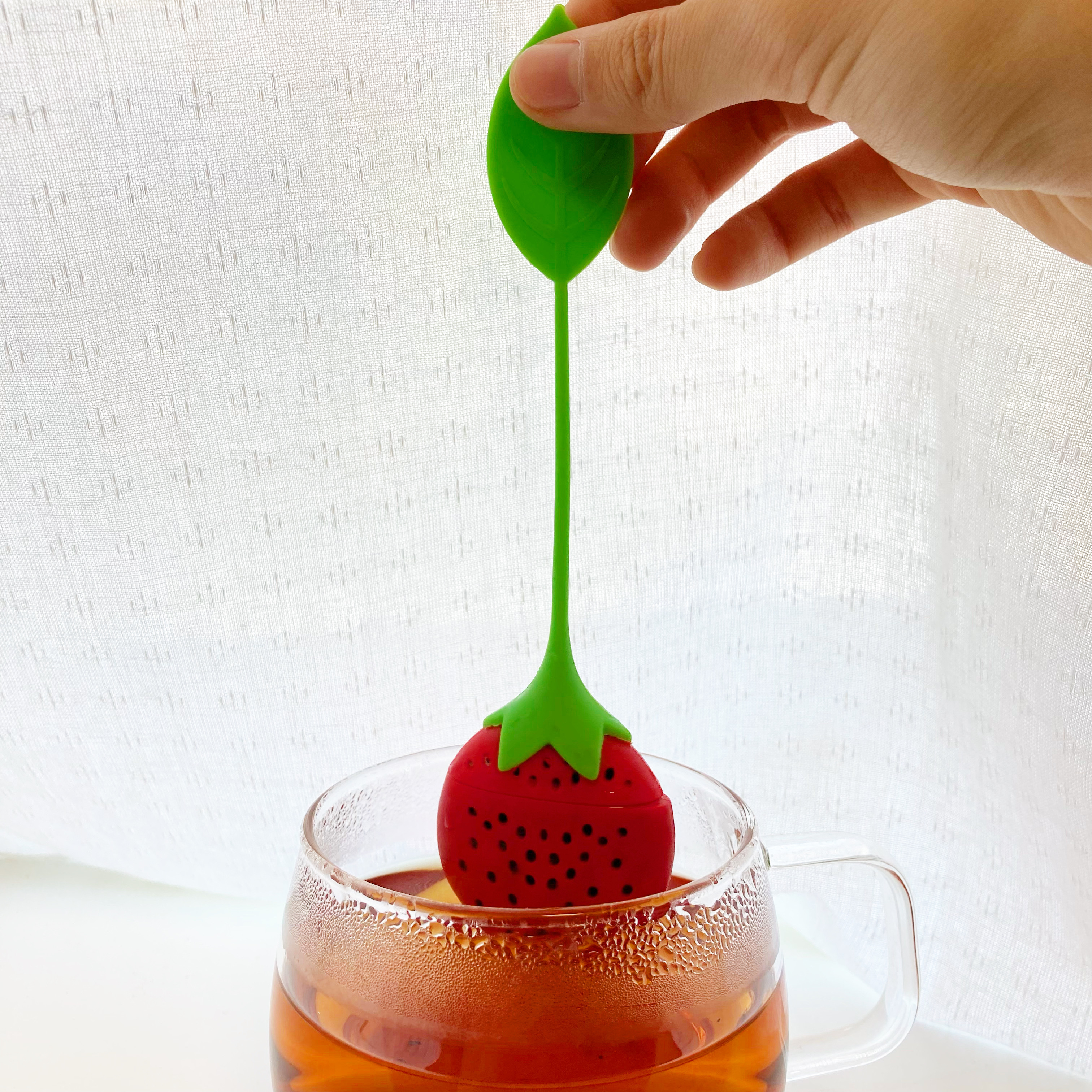 CanDo(キャンドゥ)の便利グッズ「いちご型ティーフィルター」