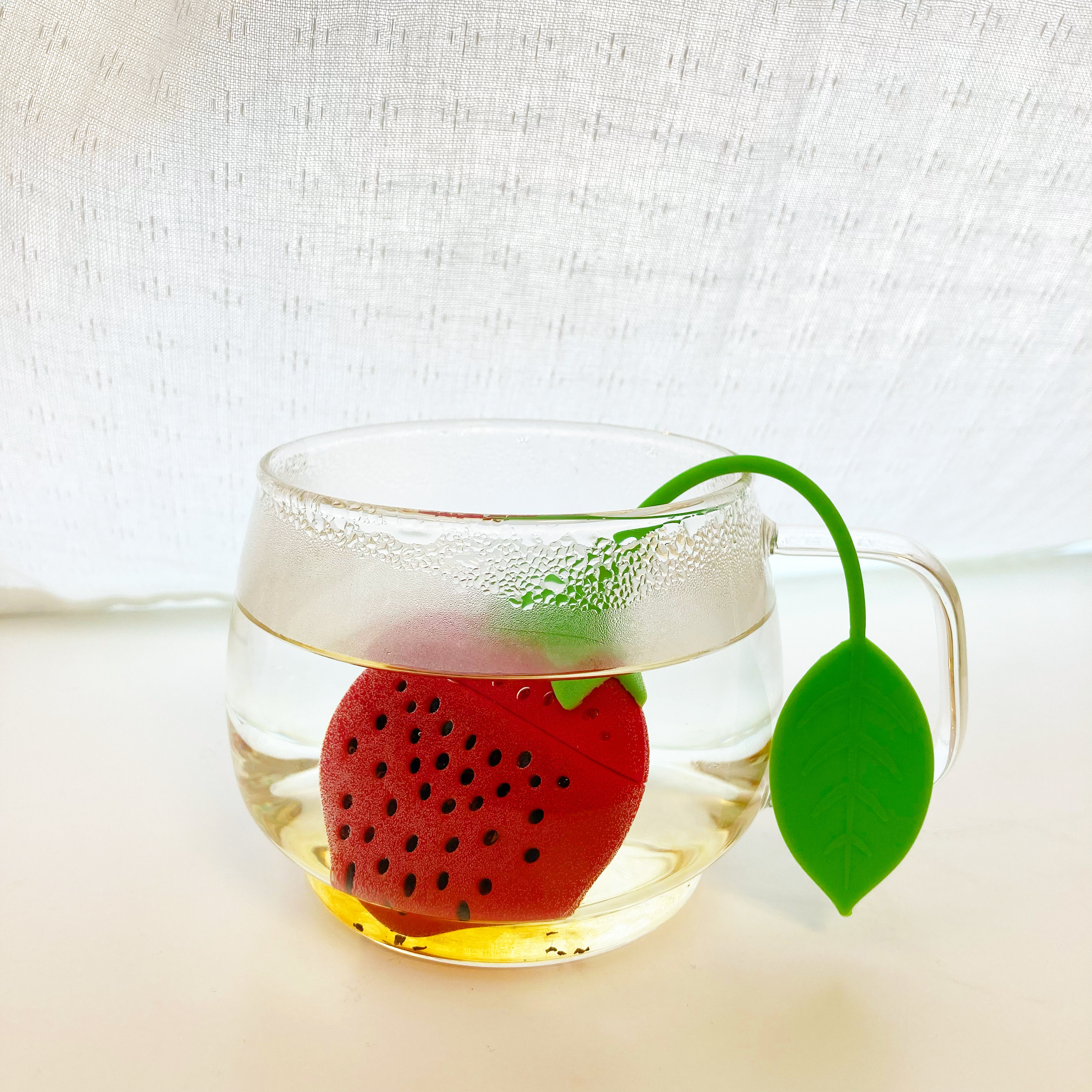 CanDo(キャンドゥ)の便利グッズ「いちご型ティーフィルター」