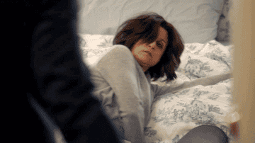 julia lou dreyfus waking up and groggy on Veep