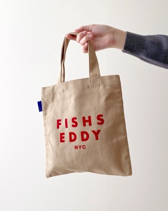 ニコアンドのオススメのバッグ「【Fishs Eddy（フィッシュエディ）】カラーロゴトートバッグＳ」