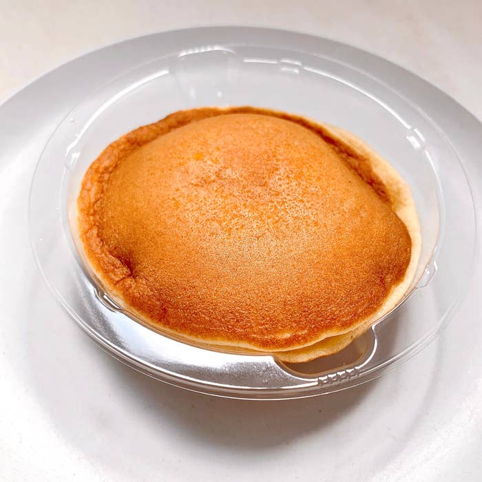 LAWSON（ローソン）のおすすめのスイーツ「どらもっち アップルキャラメル」