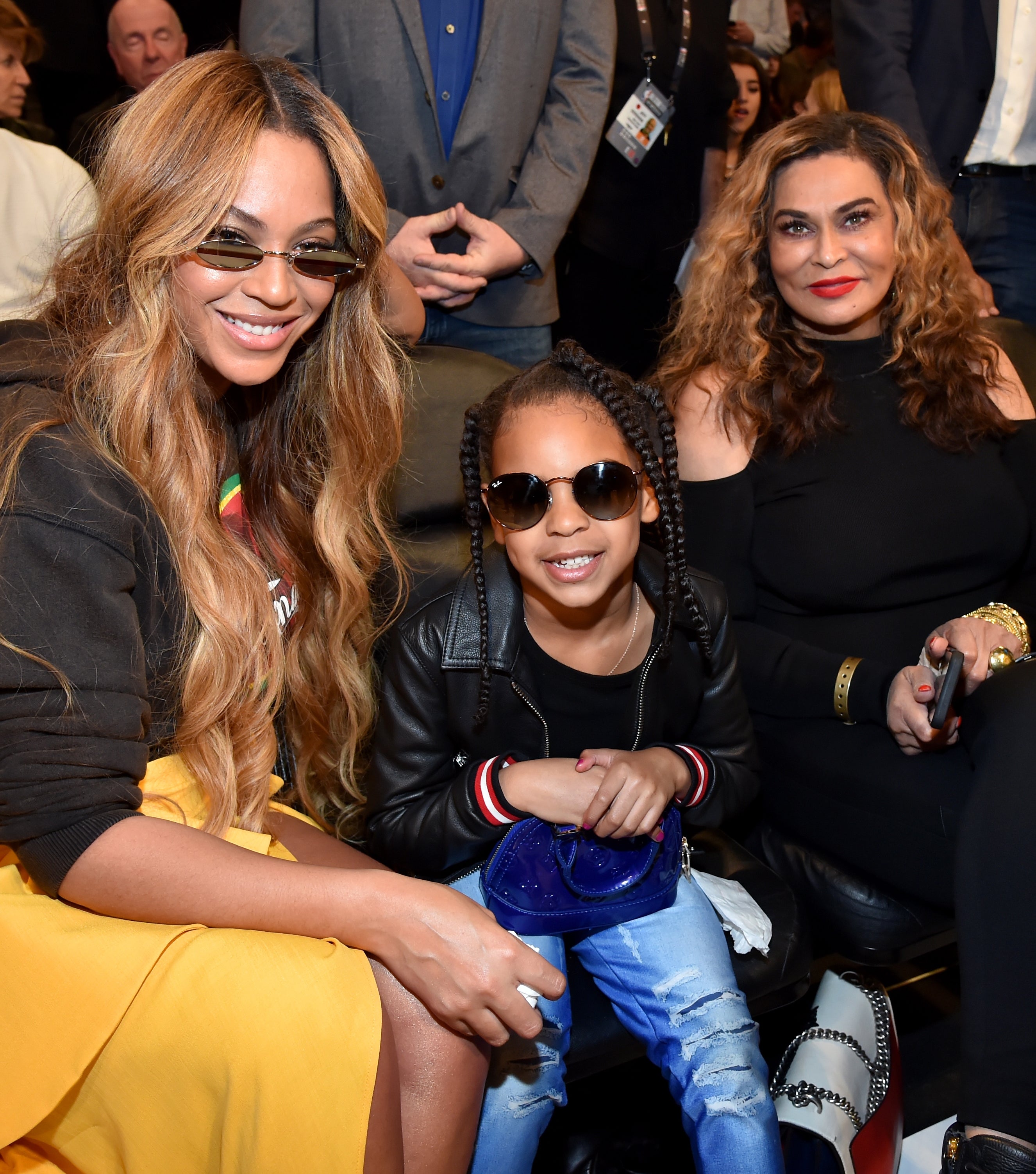 Beyoncé, Blue Ivy, and Tina sitting together
