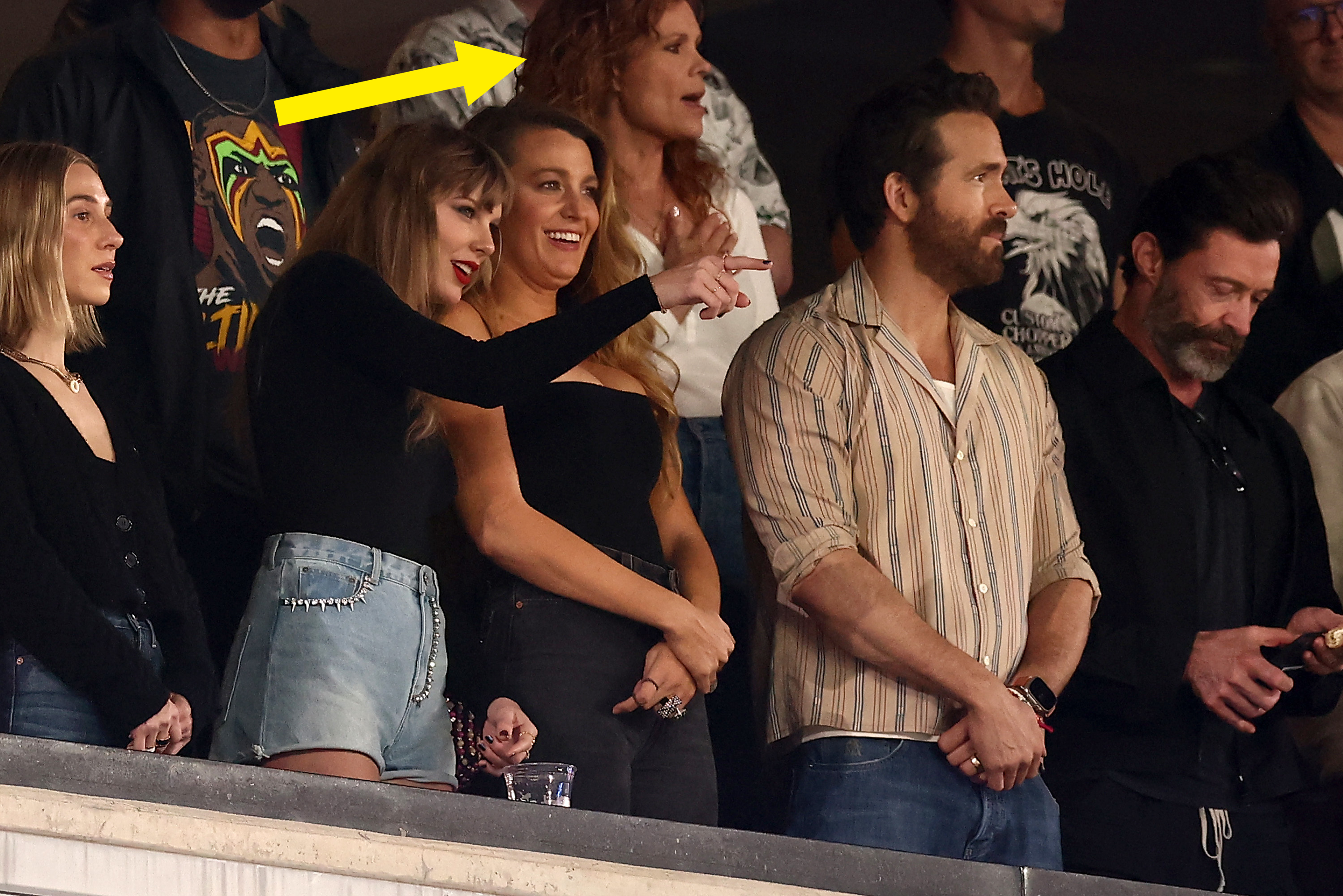 Who's at Chiefs Game with Taylor Swift? Guest List Revealed for