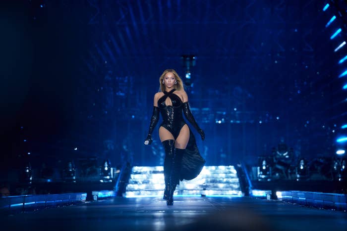 beyonce on the stage