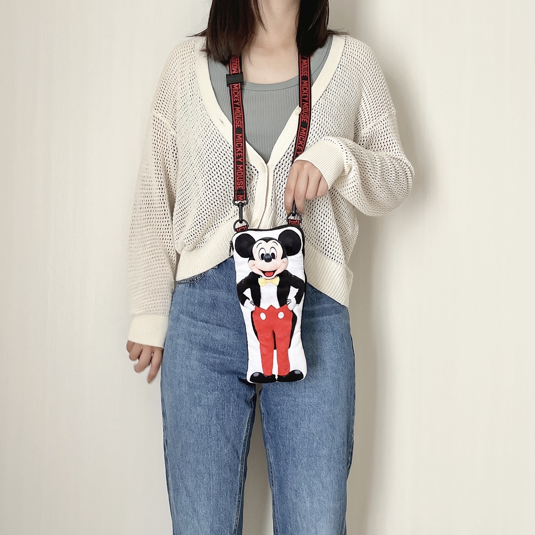 ディズニーランドのおすすめお土産「ショルダーバッグ」