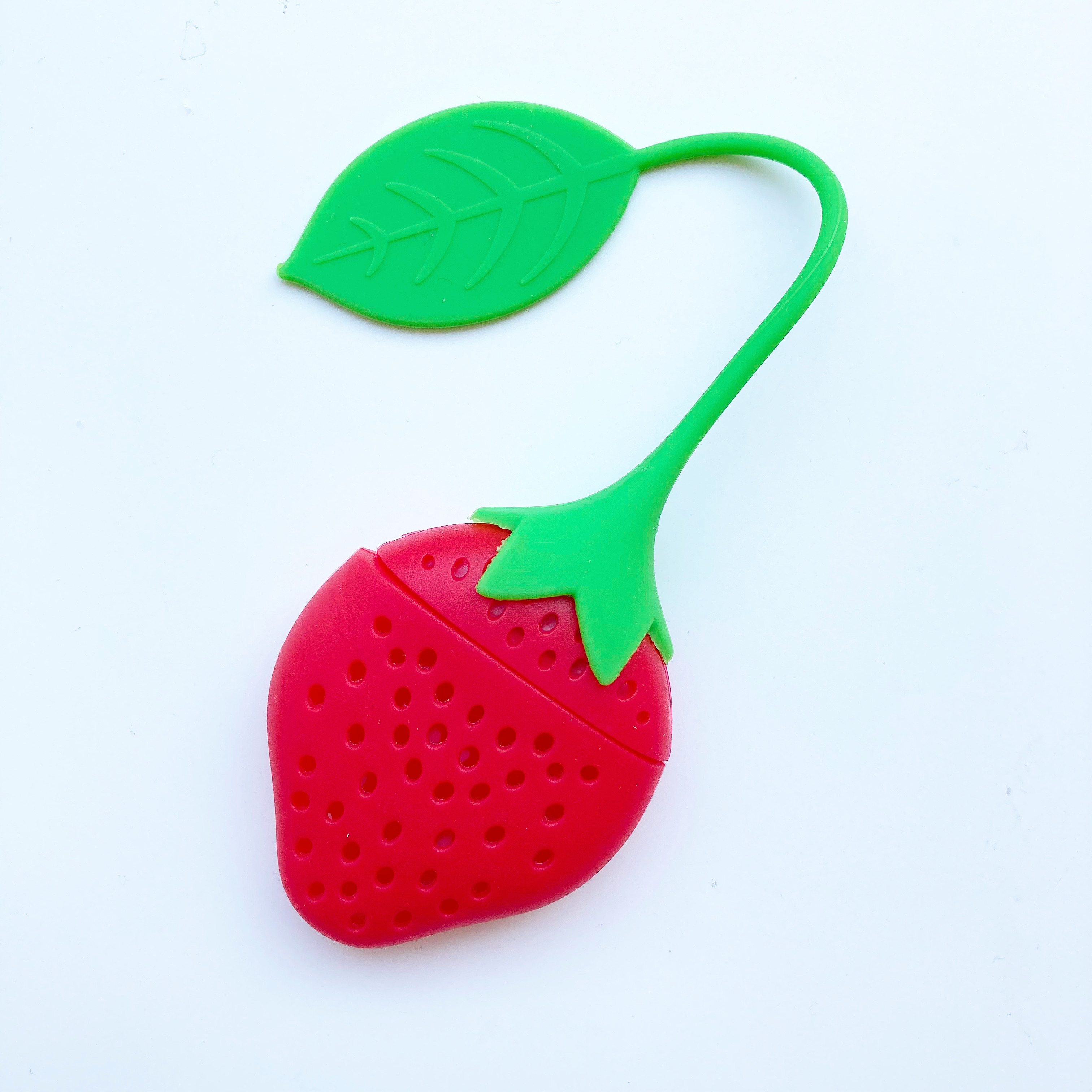 CanDo（キャンドゥ）の便利グッズ「いちご型ティーフィルター」